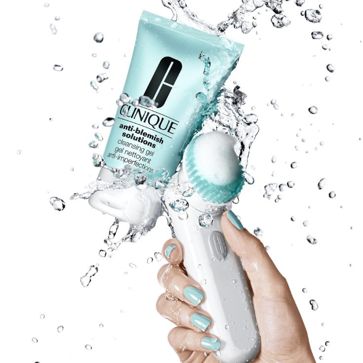 ANTI-BLEMISH SOLUTIONS™ CLEANSING GEL 