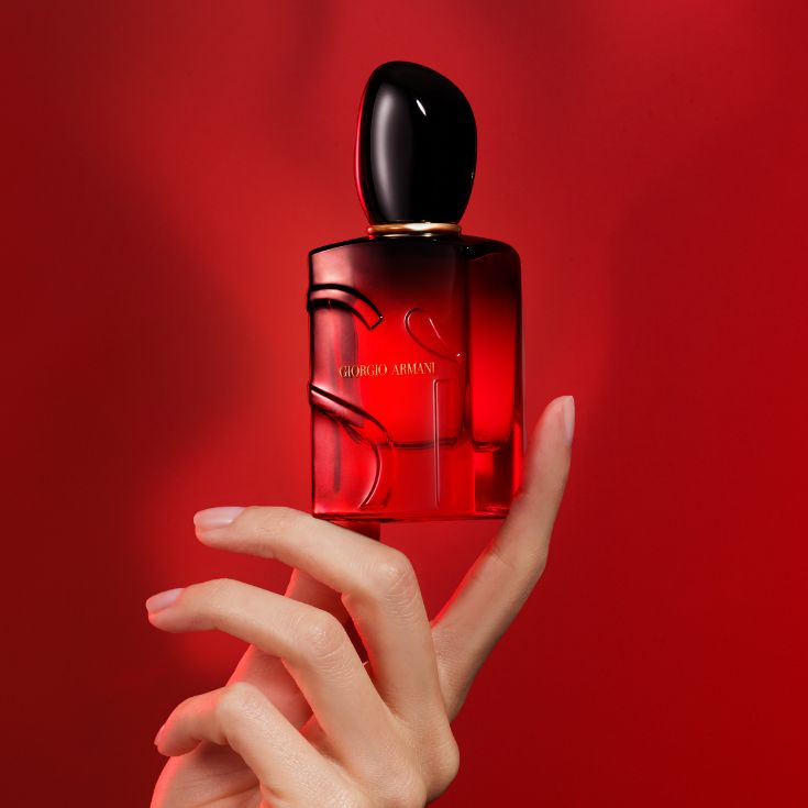 SI PASSIONE INTENSE EAU DE PARFUM