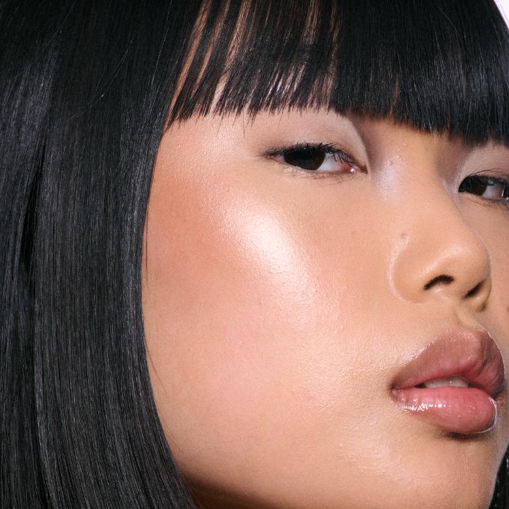 MAC ILUMINADOR BOUNCE AND GLEAM SANTINADO HOLIDAY MAC ILUMINADOR BOUNCE AND GLEAM SANTINADO HOLIDAY